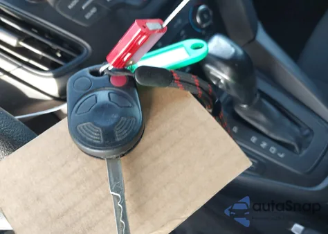 2016 Ford Focus Se from USA, damaged, VIN 1FADP3F21GL337198